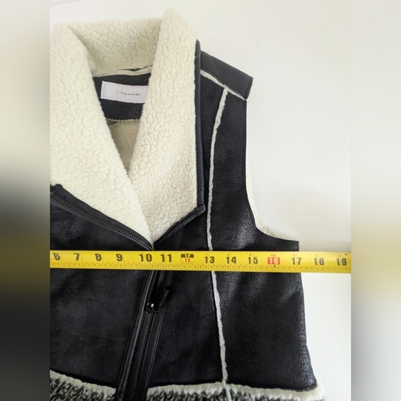 T Tahari Bias Zip Winter Vest Fur Faux Suede Winter Warm Sherpa Size XS Black - Picture 12 of 16